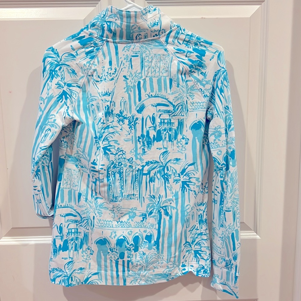 Lilly Pulitzer pullover - Picture 3 of 3